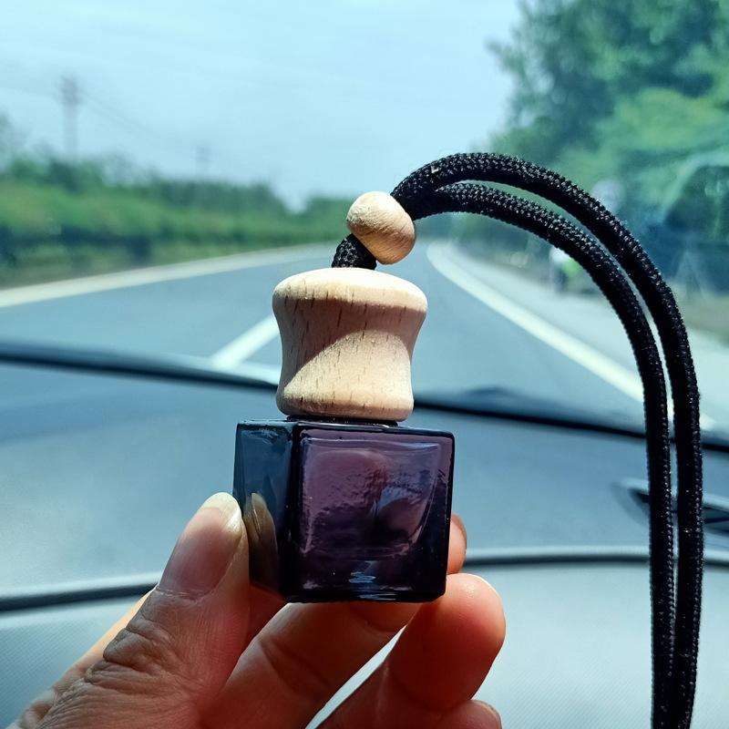 Perfume Fragrance One - 8 ミリリットル香水空ボトルペンダントフレグランスオイルディフューザーバックミラー車のインテリア車載香水ぶら下げ空ボトル