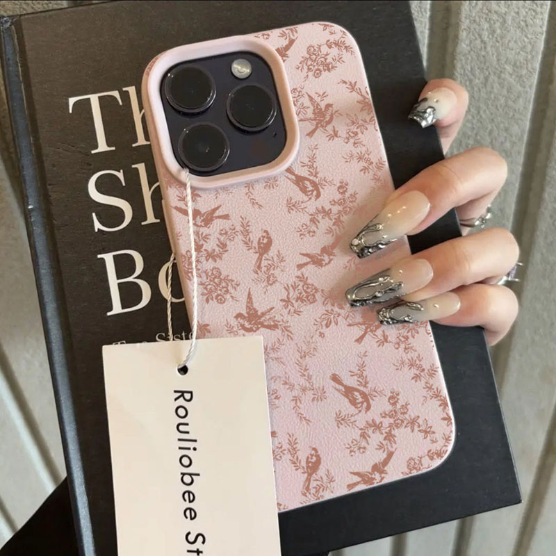 ピンクの小花とライチ柄のシリコン製スマホケース iPhone - Perfume Pure Xs のレビューと価格