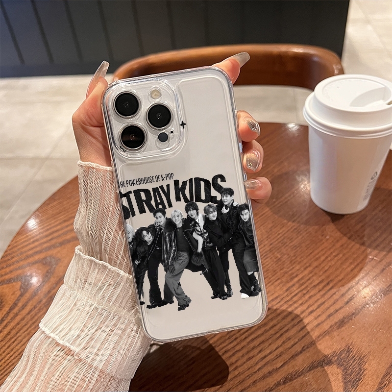 StrayKids TPU製スマホケース iPhone 17 - Perfume Pure Xs のレビューと価格