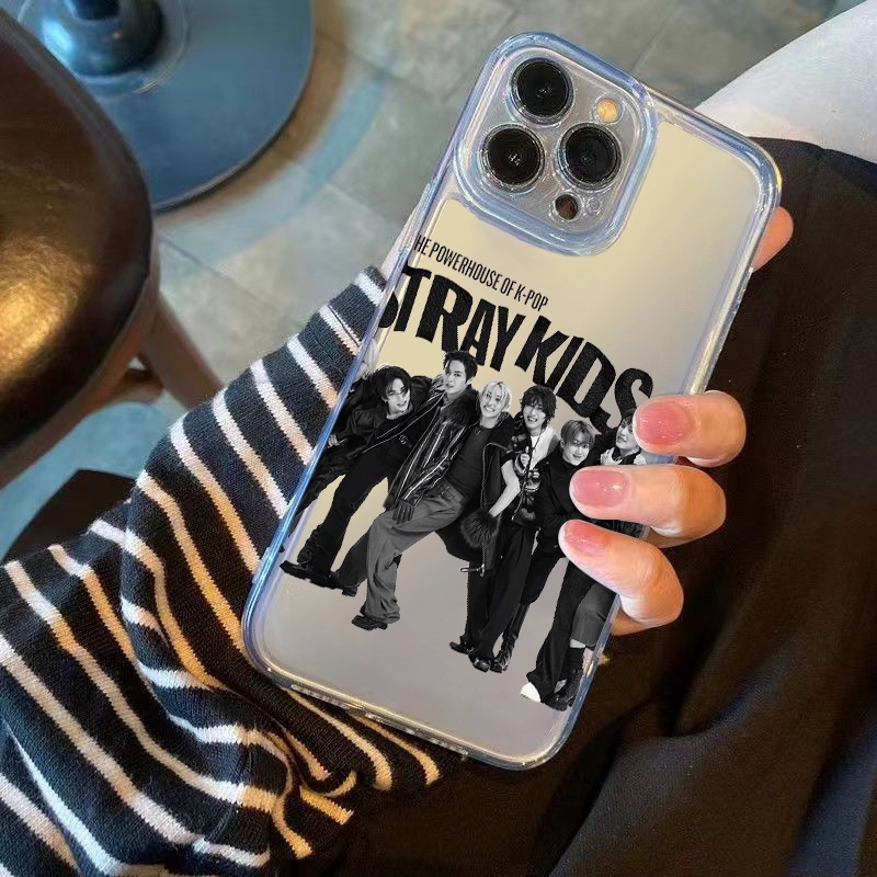 StrayKids TPU製スマホケース iPhone 17 - Perfume Pure Xs のレビューと価格